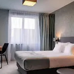 Focus Отель Познань