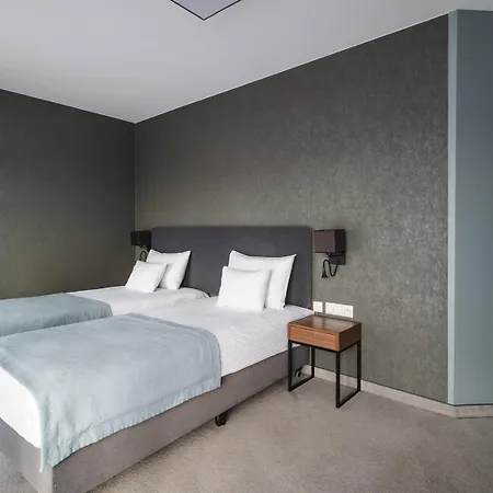 Отель Focus Познань